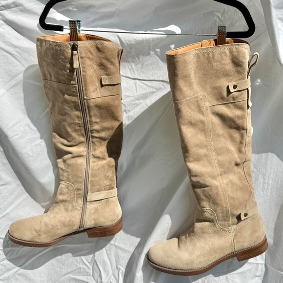 Tan real suede knee high round toe moto boots with full side zipper, and hardwar - Picture 2 of 5